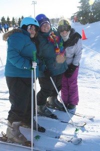 winter-games-skiing-group