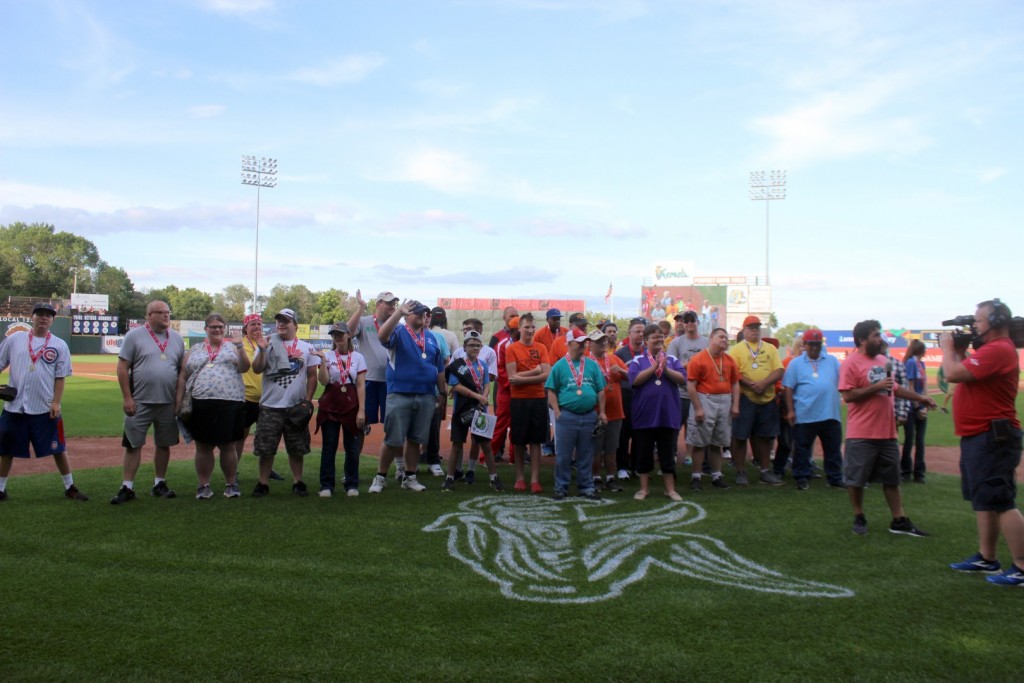 IMG_6603 - Cargill Night Group on Field